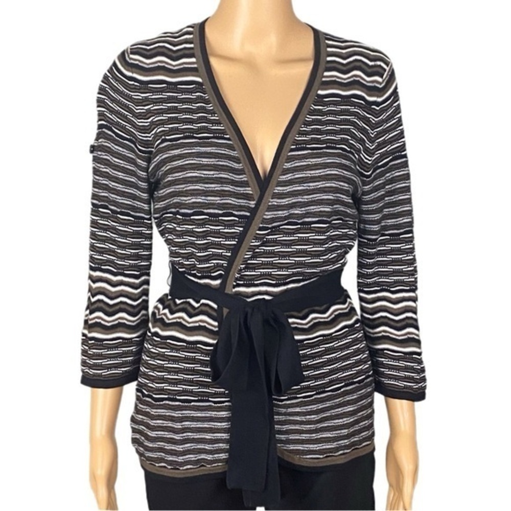 BCBGMAXAZRIA black brown white striped wrap sweater with tie belt Medium EUC